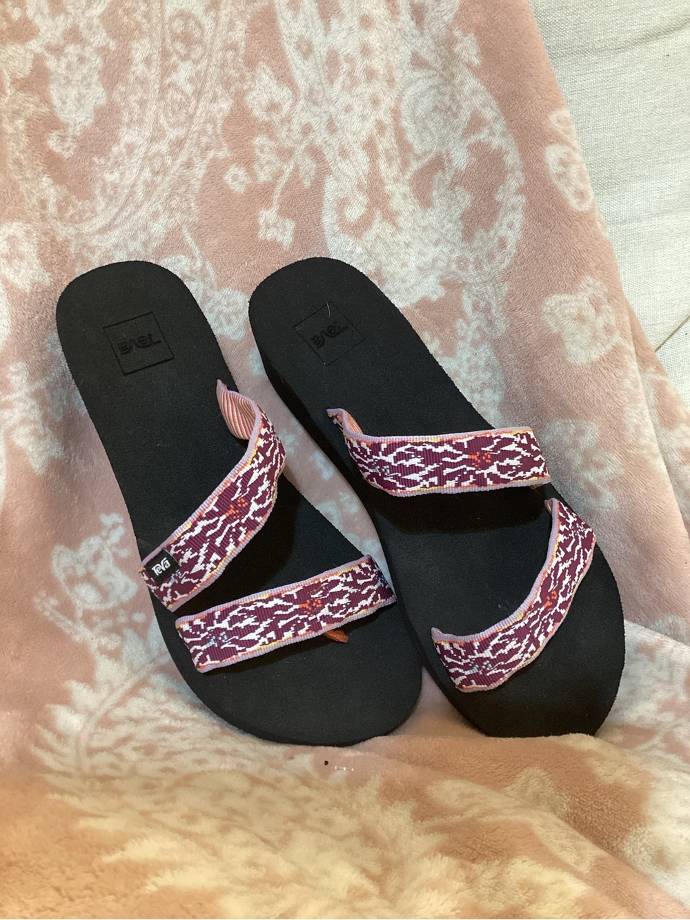 Women’s Teva Mush Mandalyn Pink Patterned Strap Slide Sandals